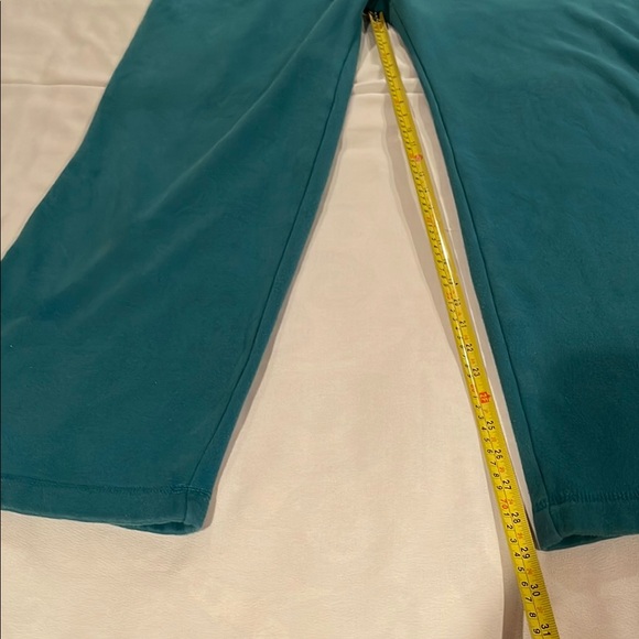 UGG Green Sweat Pants Size XL - Picture 5 of 7